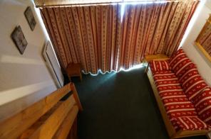 MOY2ar645htm6j7q82a10np.jpg